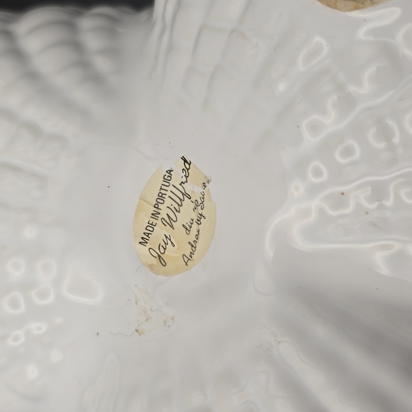 Jay‎ Wilfred porcelain dove & rose clam shell dish - Picture 5 of 8